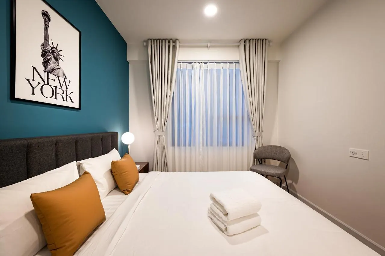 Luxury Modern, D1, 3 King Brs+2Wc, 300M Bui Vien Apartment Ho Chi Minh City 0*,  Vietnam
