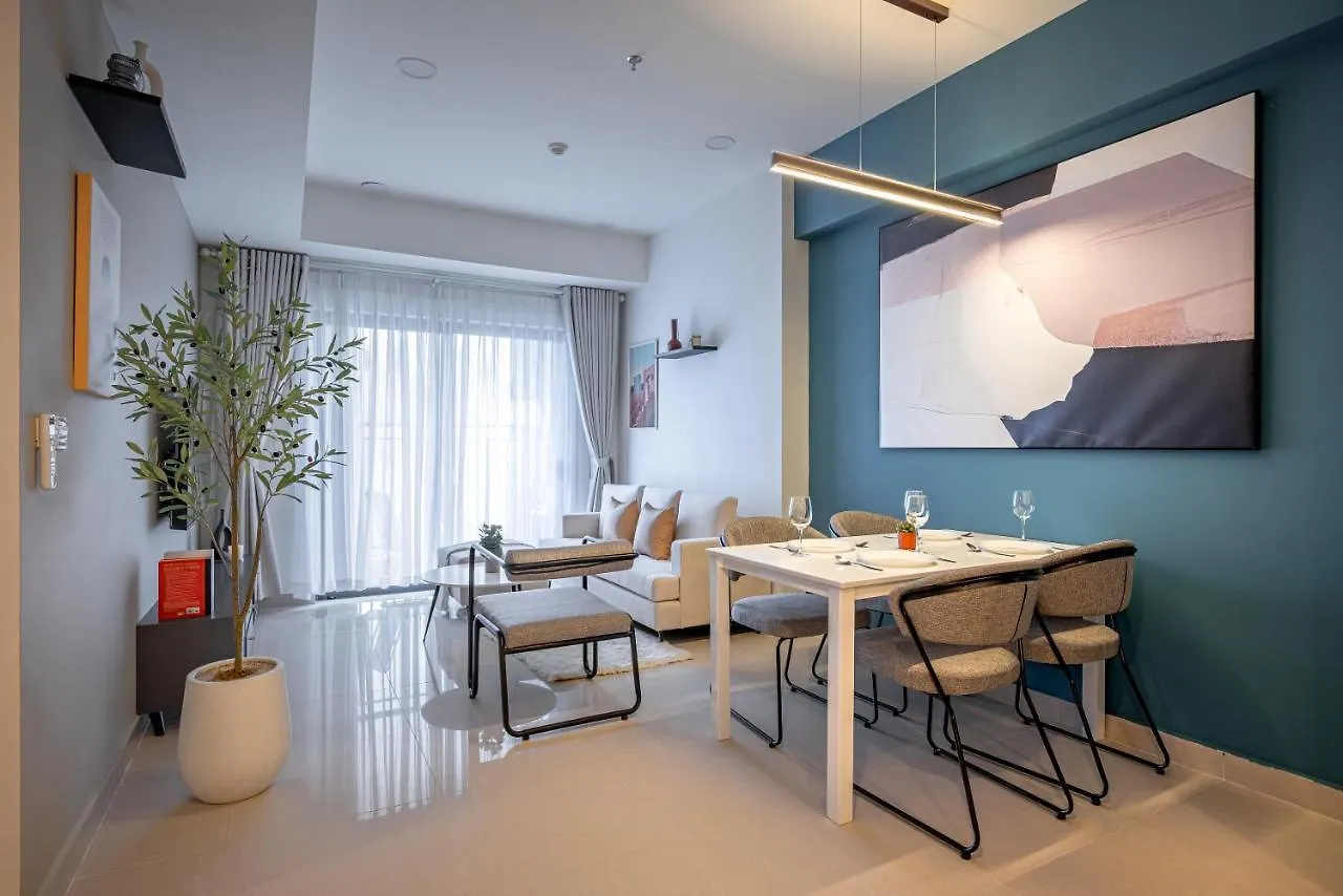 Luxury Modern, D1, 3 King Brs+2Wc, 300M Bui Vien Apartment Ho Chi Minh City