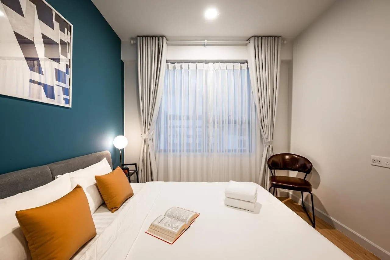 Luxury Modern, D1, 3 King Brs+2Wc, 300M Bui Vien Apartment Ho Chi Minh City Vietnam