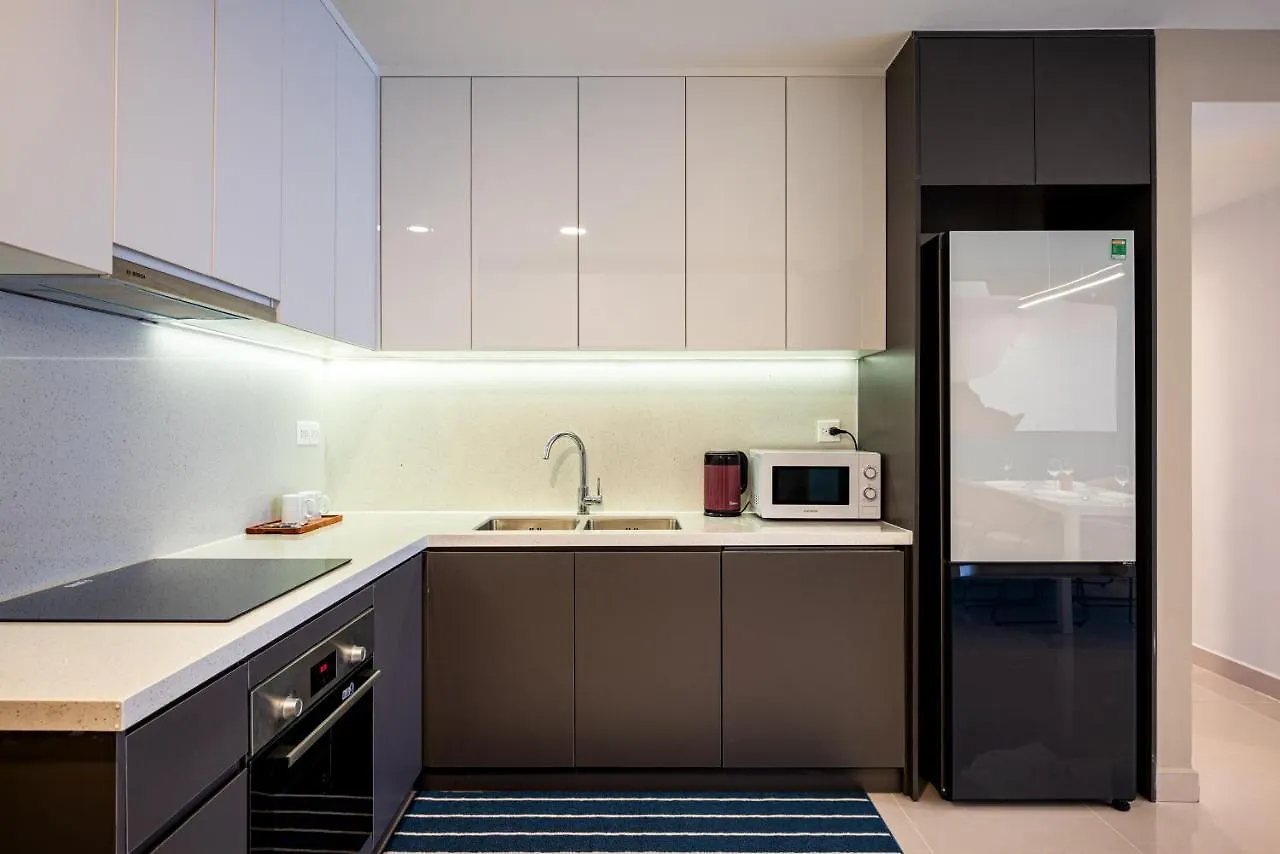 Luxury Modern, D1, 3 King Brs+2Wc, 300M Bui Vien Apartment Ho Chi Minh City
